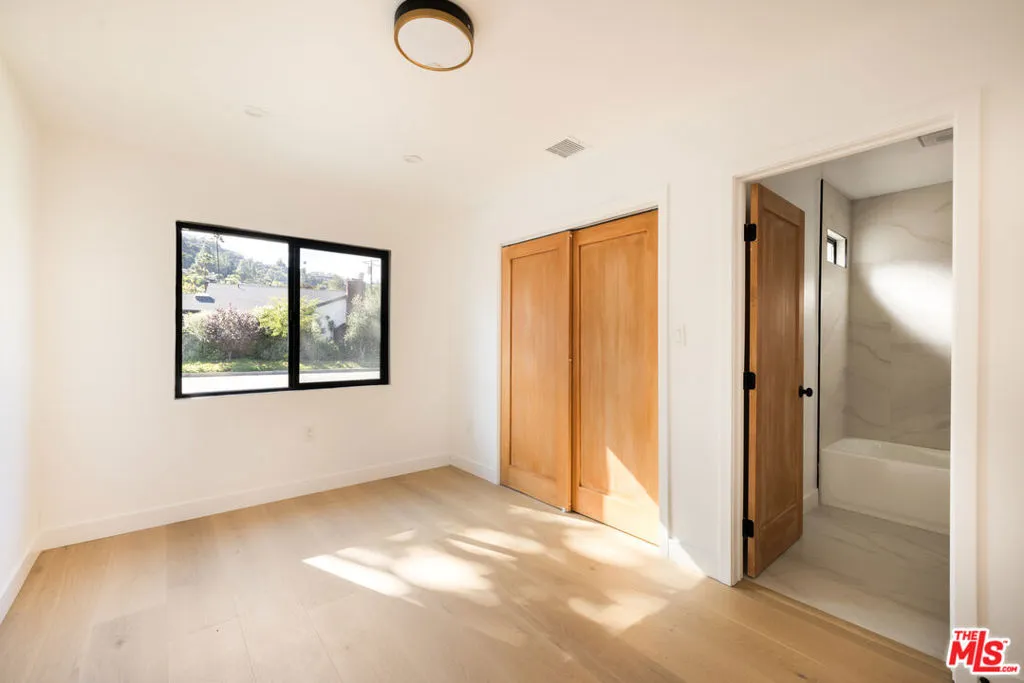 3744 Vineland Avenue, Studio City, California 91604 home-pic-33